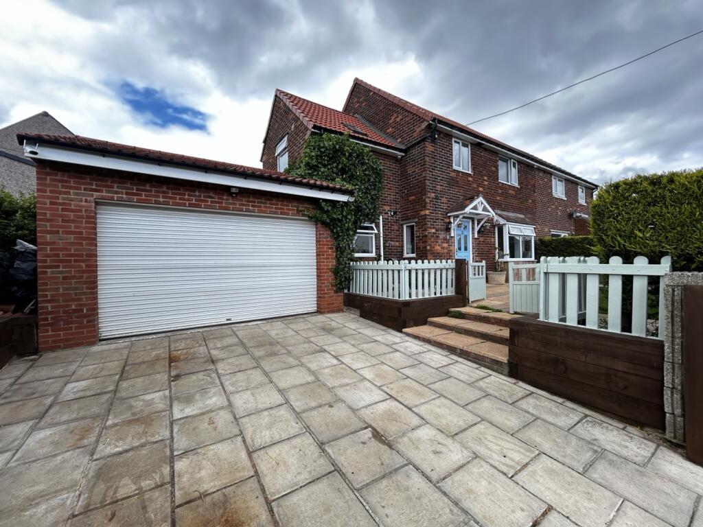 3 bedroom semidetached house for sale in Tate Avenue, Kelloe, Durham