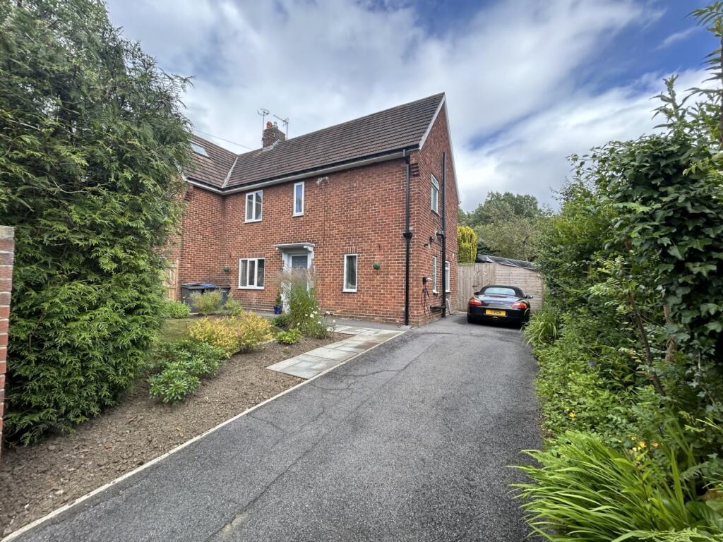 3 bedroom semidetached house for sale in Nevilles Cross Villas, Durham