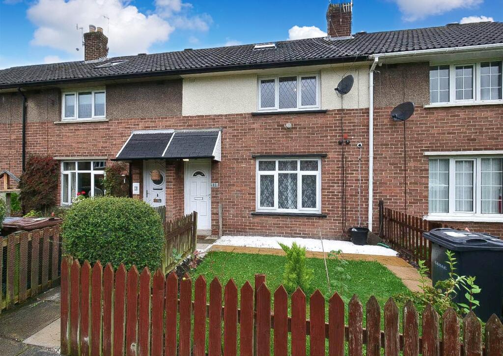 3 bedroom terraced house for sale in Windermere Road, Baildon, Shipley