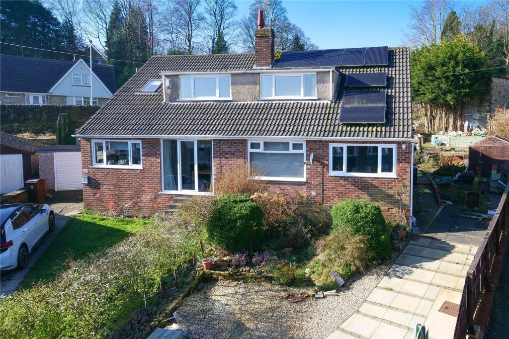 3 bedroom semidetached house for sale in Dorchester Crescent, Baildon