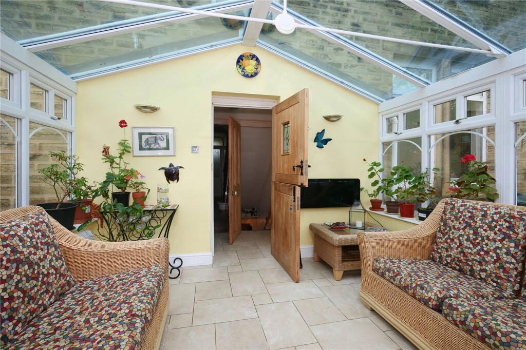 Additional property image - Cliffe Lane South, Baildon, Shipley, West Yorkshire, BD17