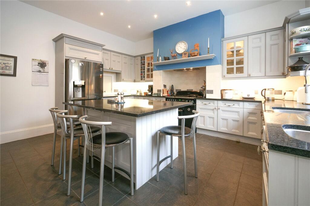 Additional property image - Cliffe Lane South, Baildon, Shipley, West Yorkshire, BD17