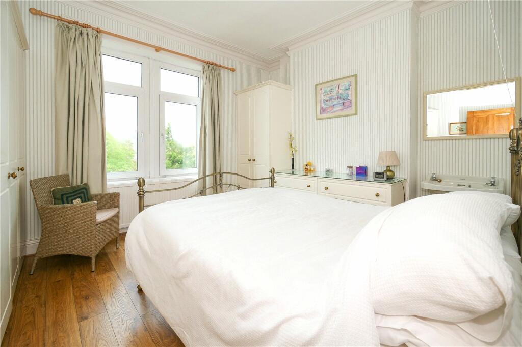 Additional property image - Cliffe Lane South, Baildon, Shipley, West Yorkshire, BD17