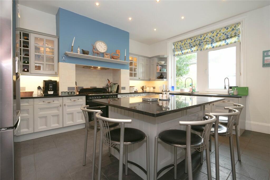 Additional property image - Cliffe Lane South, Baildon, Shipley, West Yorkshire, BD17