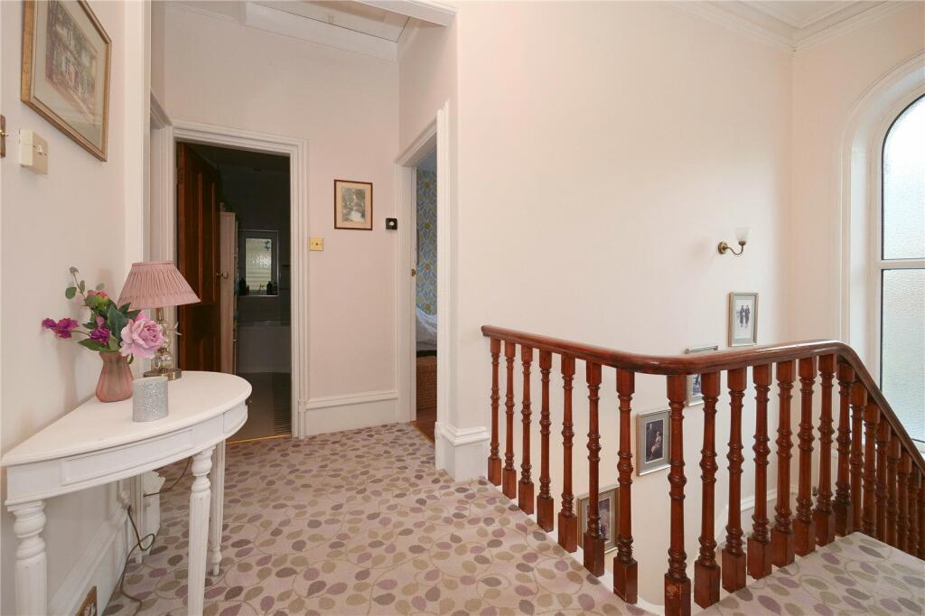 Additional property image - Cliffe Lane South, Baildon, Shipley, West Yorkshire, BD17