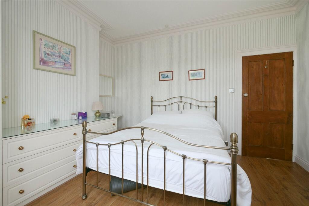 Additional property image - Cliffe Lane South, Baildon, Shipley, West Yorkshire, BD17