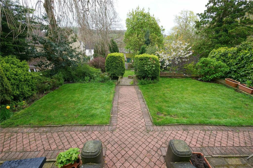 Additional property image - Cliffe Lane South, Baildon, Shipley, West Yorkshire, BD17