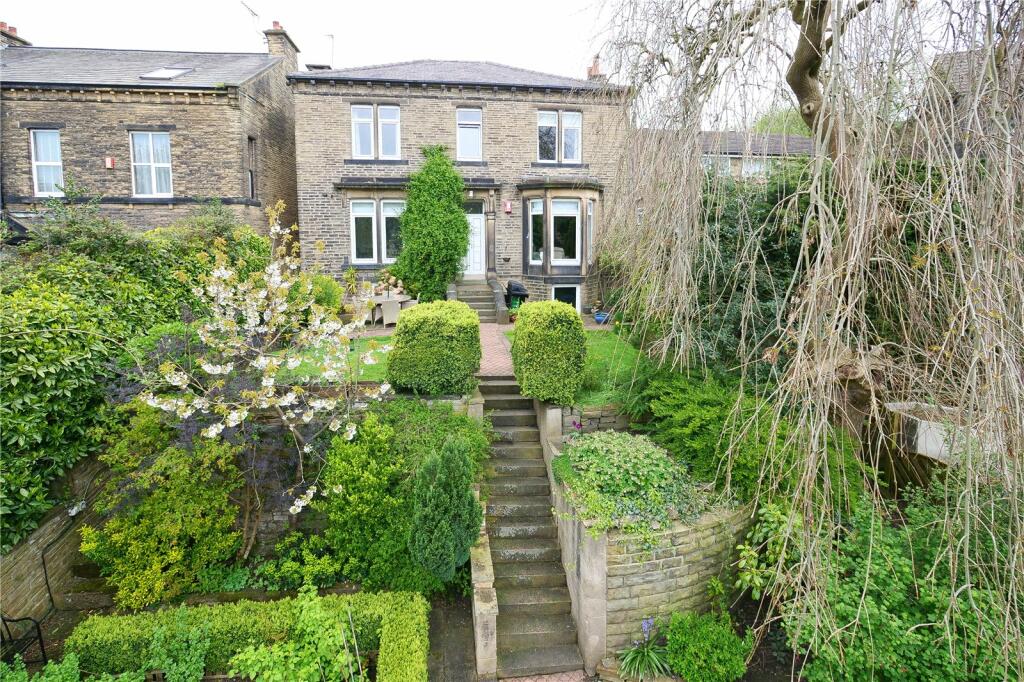 Additional property image - Cliffe Lane South, Baildon, Shipley, West Yorkshire, BD17