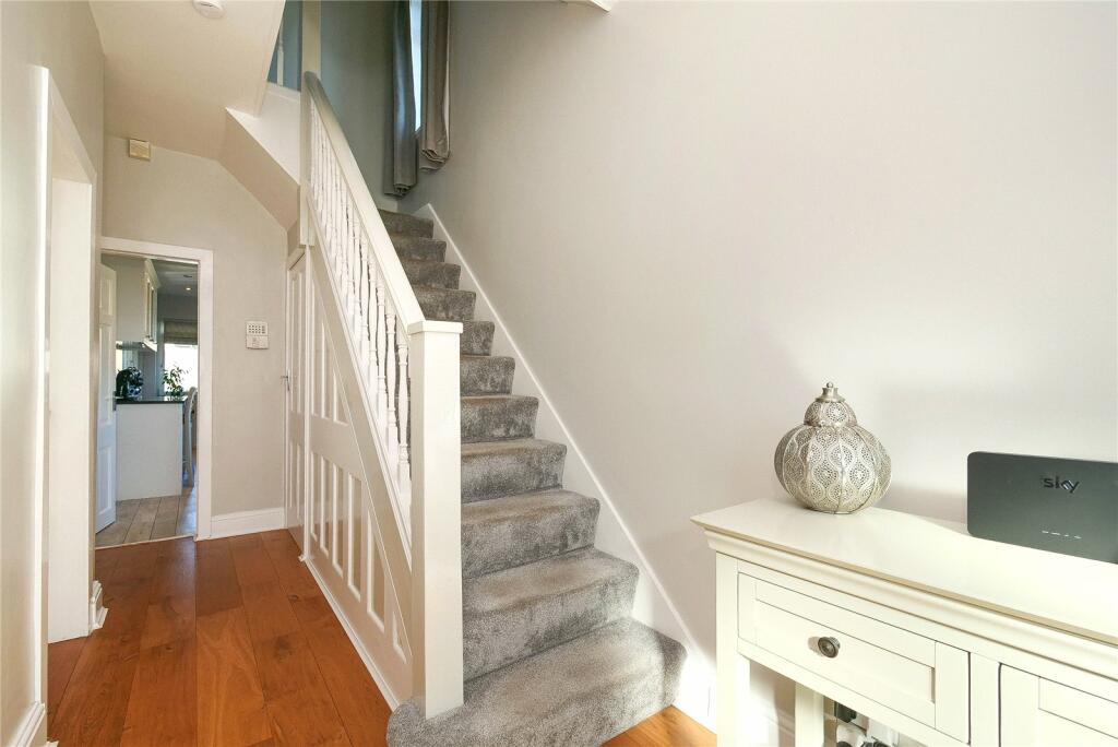 Additional property image - Sandals Road, Baildon, Shipley, West Yorkshire, BD17