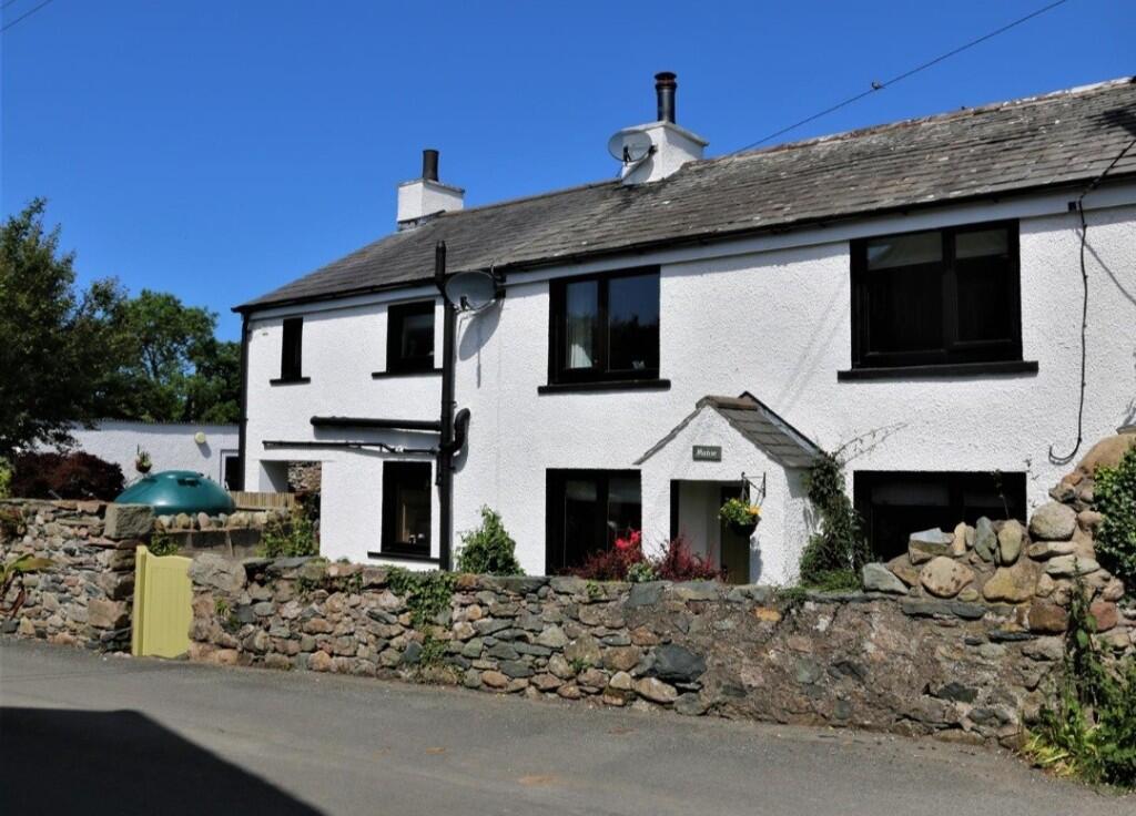 Main image of property: MANSE COTTAGE