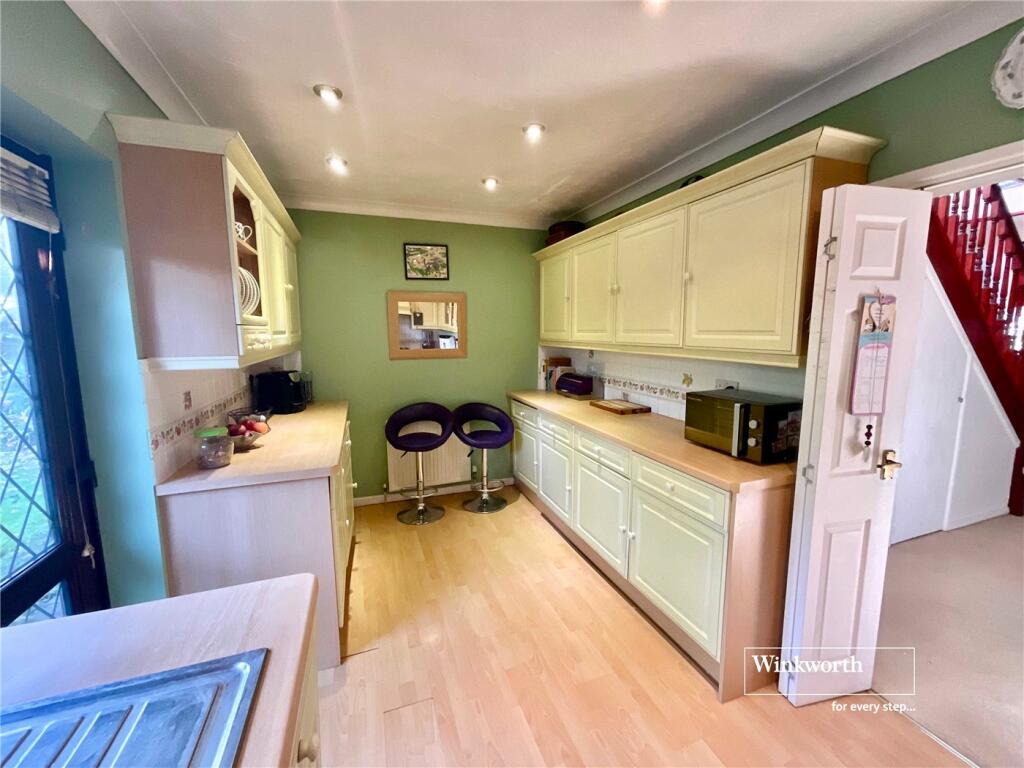 Additional property image - Marine Drive East, Barton on Sea, New Milton, Hampshire, BH25