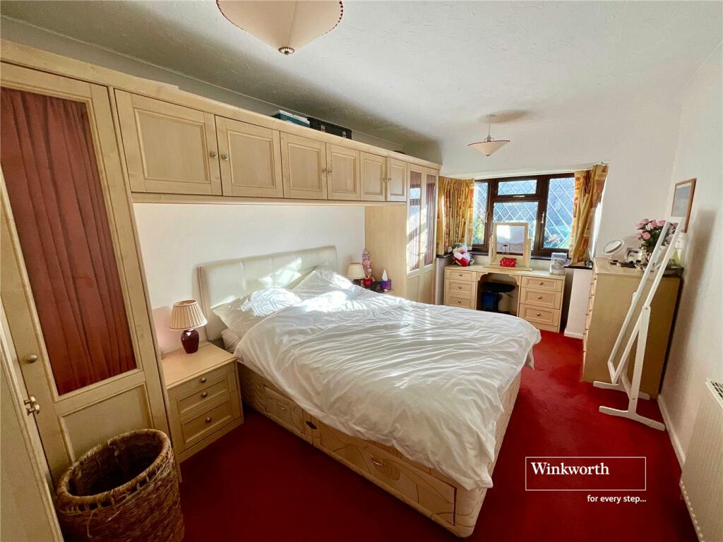 Additional property image - Marine Drive East, Barton on Sea, New Milton, Hampshire, BH25