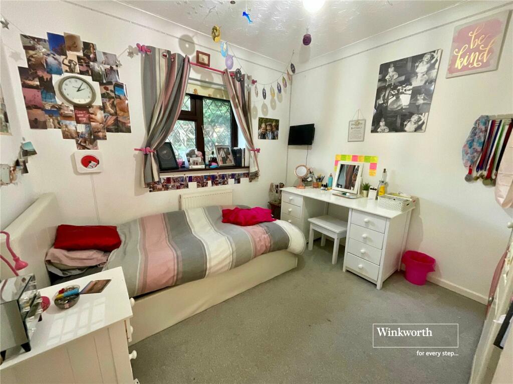 Additional property image - Marine Drive East, Barton on Sea, New Milton, Hampshire, BH25