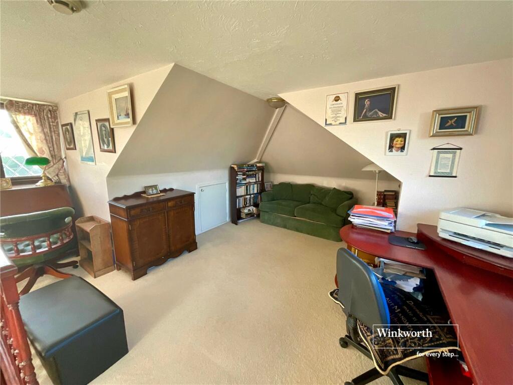 Additional property image - Marine Drive East, Barton on Sea, New Milton, Hampshire, BH25