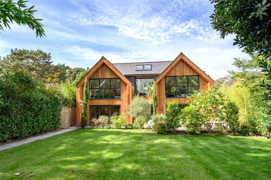 Main image of property: Hurstbourne Avenue, Highcliffe, Dorset, BH23