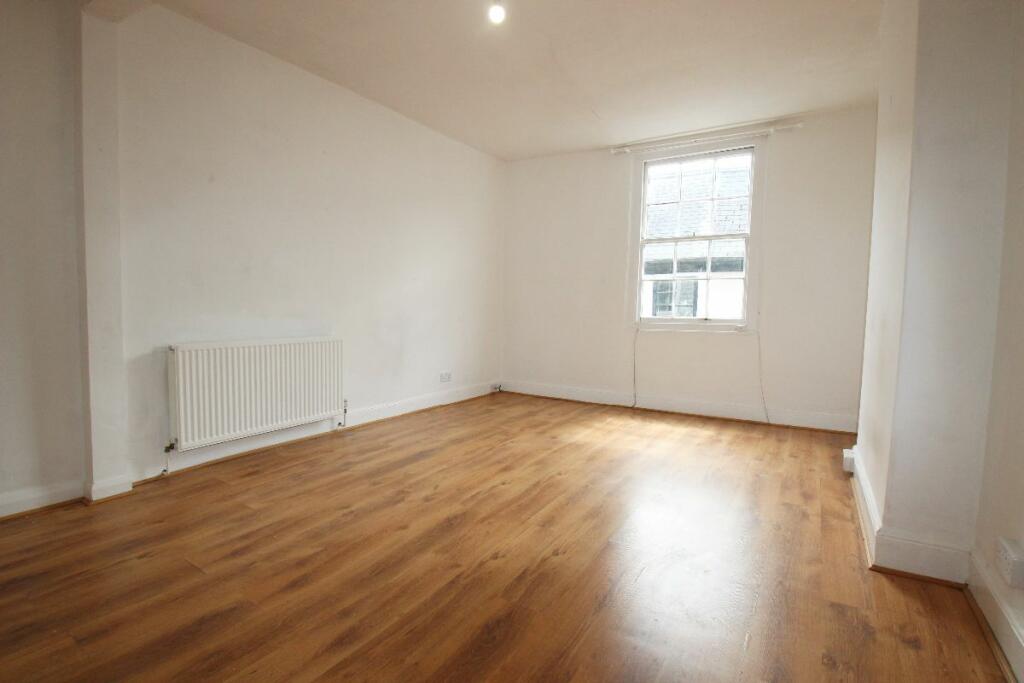 3 bedroom terraced house for sale in Fore Street, Buckfastleigh TQ11