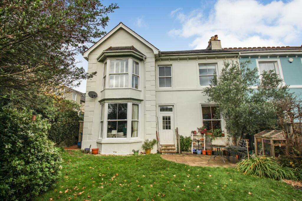 4 bedroom semidetached house for sale in Ashburton, Stonepark, TQ13