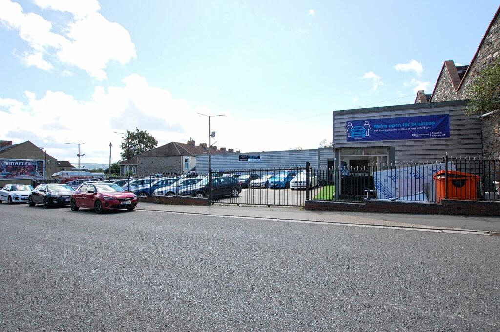 Additional property image - High Street, Kingswood, Bristol, BS15