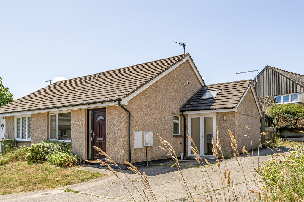 Main image of property: Palace Meadow, Chudleigh