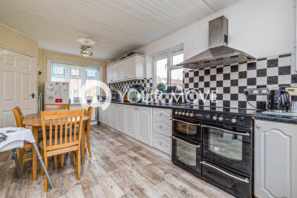 3 bedroom semidetached house for sale in Estoril Road South