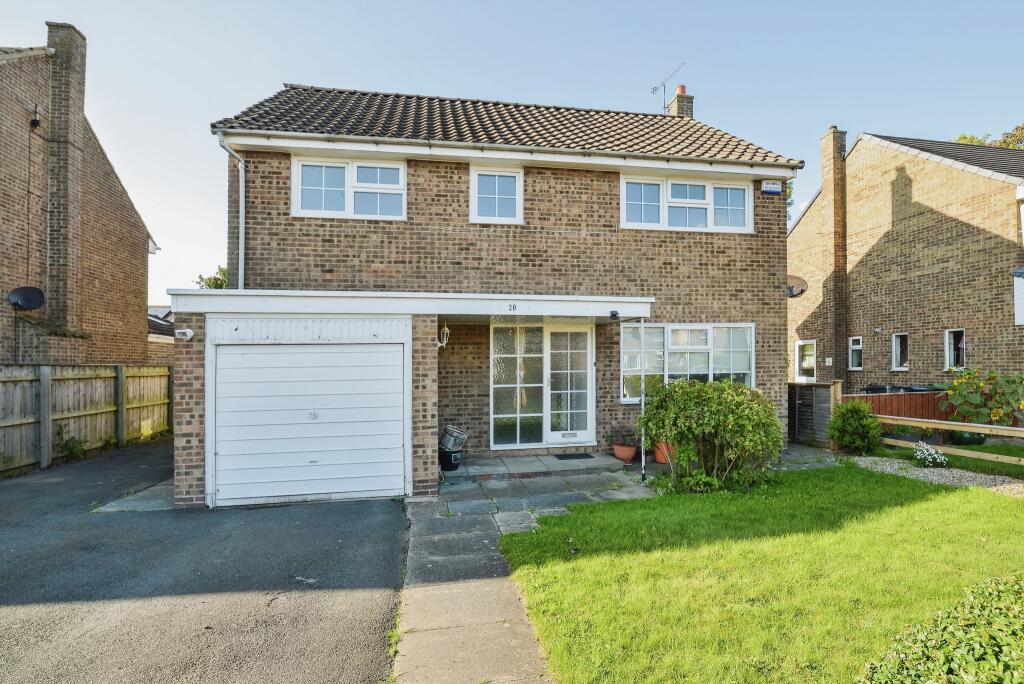 4 bedroom detached house for sale in Dale Road, Sadberge, Darlington