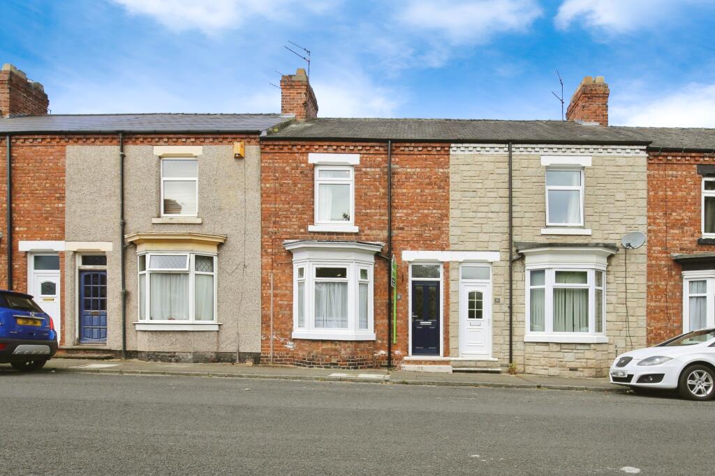 2 bedroom terraced house for sale in Drury Street, Darlington, DL3