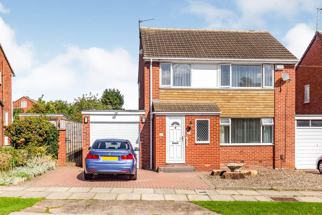 3 bedroom detached house for sale in Fulthorpe Avenue, Darlington, DL3