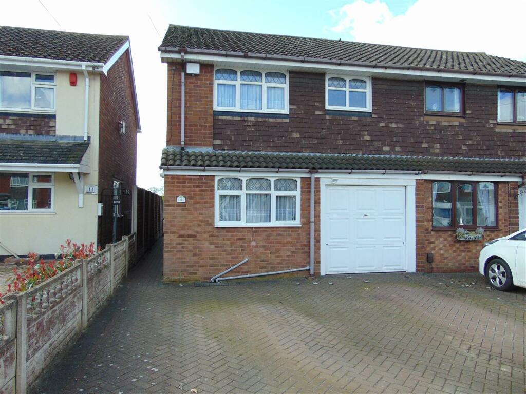 3 bedroom semidetached house for sale in Church Street, Clayhanger, WS8