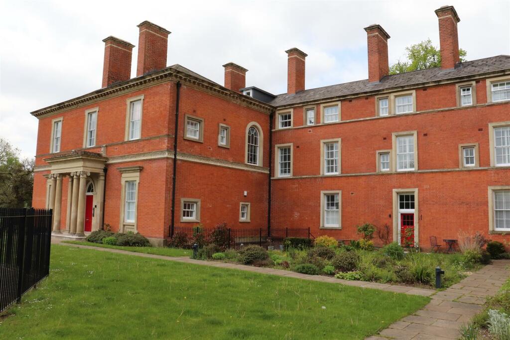 2 bedroom apartment for sale in Hill Lane, Great Barr, B43