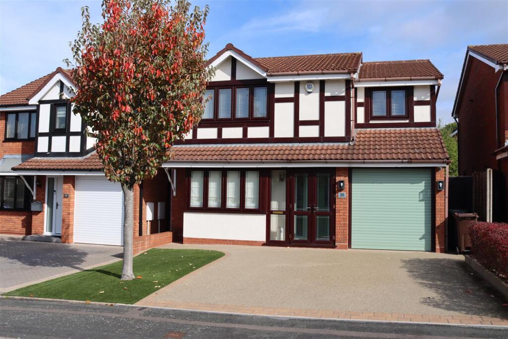 Main image of property: Sunningdale Way, Bloxwich