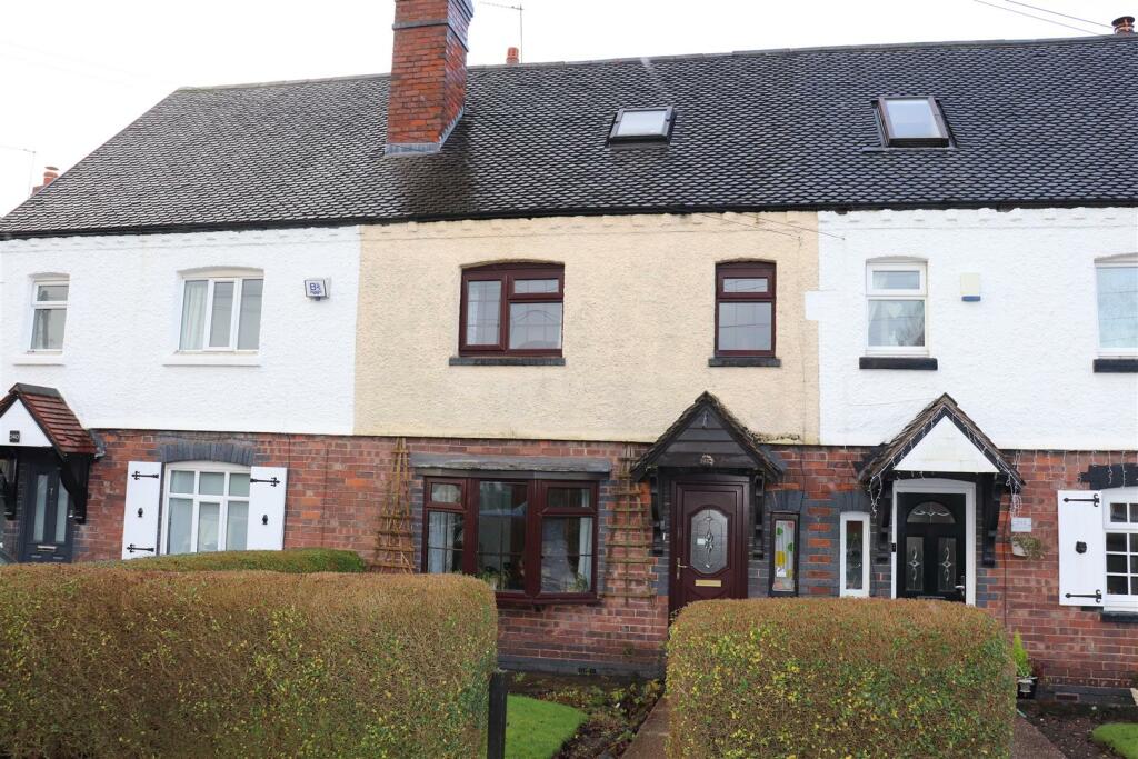 3 bedroom cottage for sale in Walsall Wood Road, Aldridge, WS9