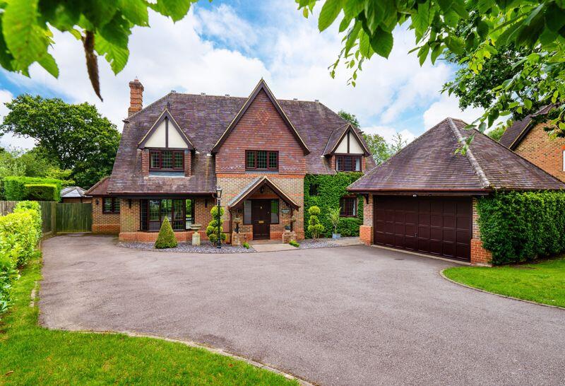 Main image of property: Thorndean Drive, Warninglid