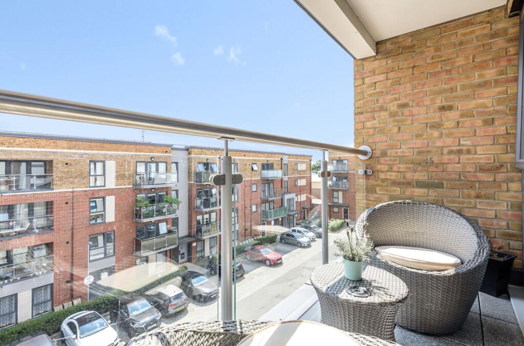 Main image of property: Arla Place, Ruislip, HA4