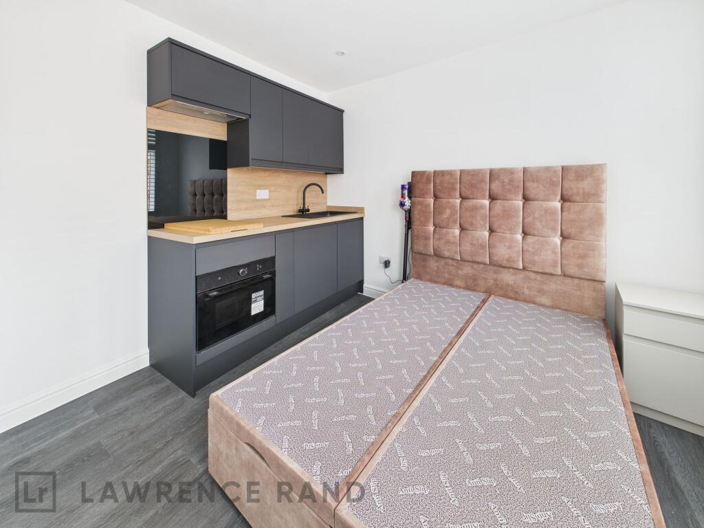 Main image of property: Victoria Road, Ruislip, HA4