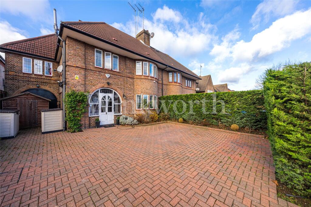 Main image of property: Finchley Road, London, NW11