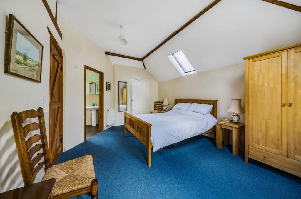 2 bedroom semidetached house for sale in Exebridge, Dulverton, Devon, TA22