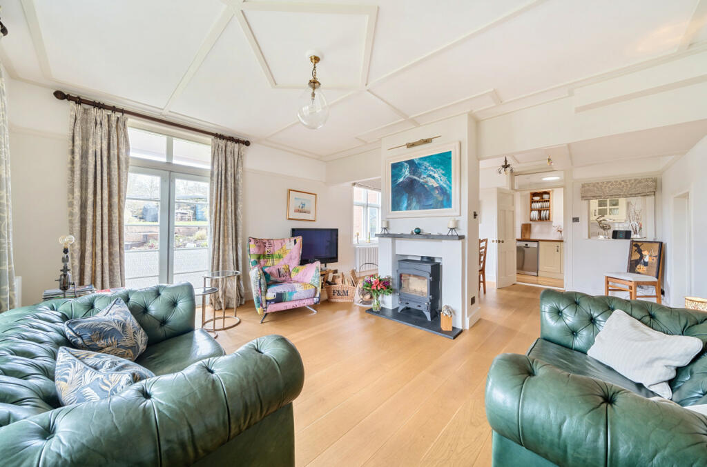 3 bedroom semidetached house for sale in Mill Head, Bampton, Tiverton