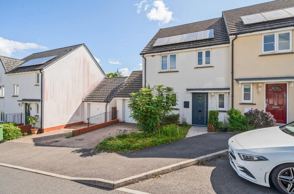 Main image of property: Elizabeth Penton Way, Bampton, Tiverton, Devon, EX16