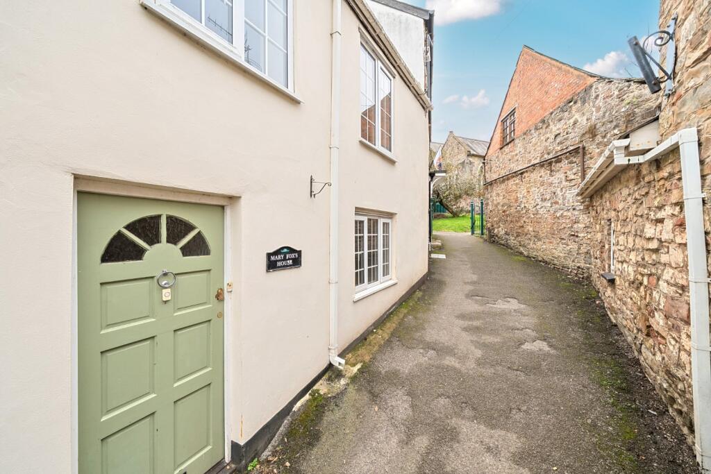 Main image of property: Newton Square, Bampton, Tiverton, Devon, EX16