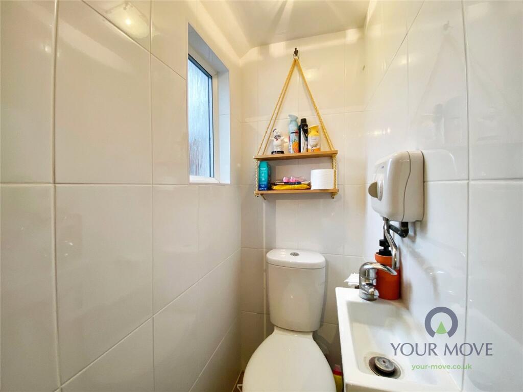 Additional property image - Roselands Avenue, Eastbourne, East Sussex, BN22