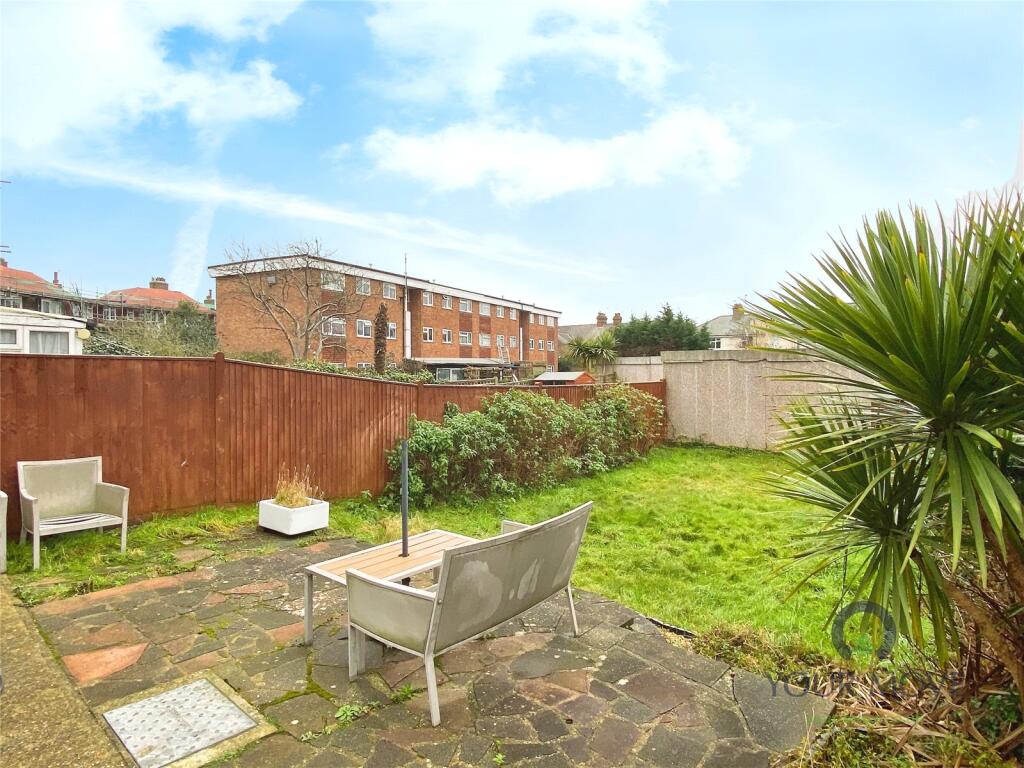 Additional property image - Roselands Avenue, Eastbourne, East Sussex, BN22