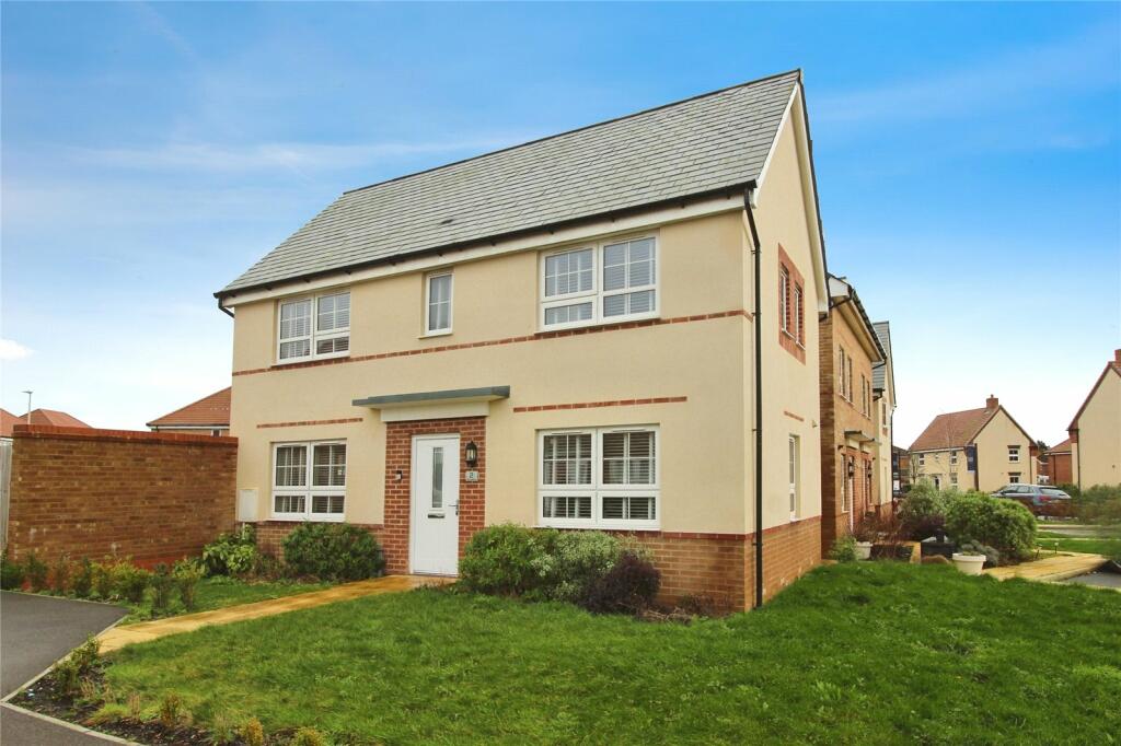 3 bedroom detached house for sale in Campbell Drive, Eastbourne, East