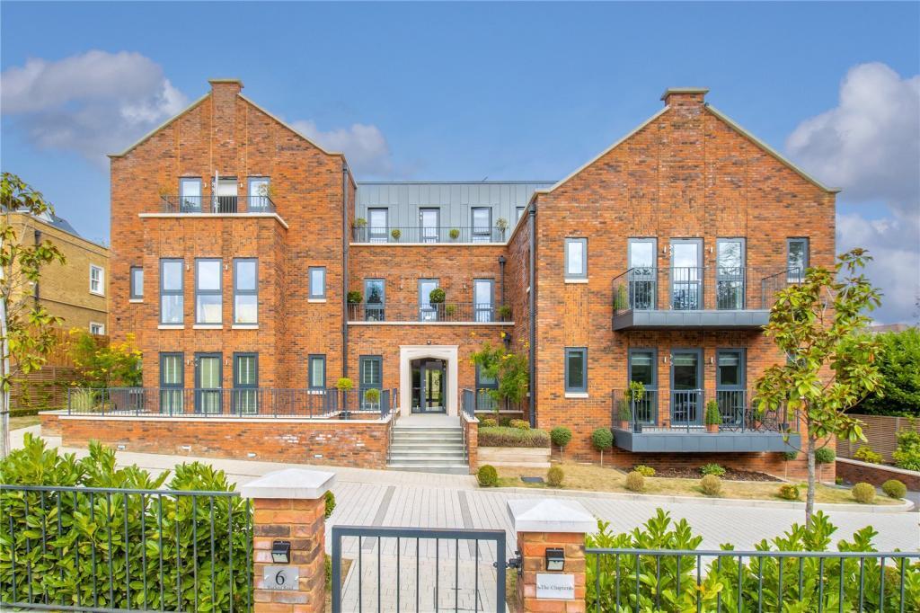 Main image of property: Watford Road, Radlett