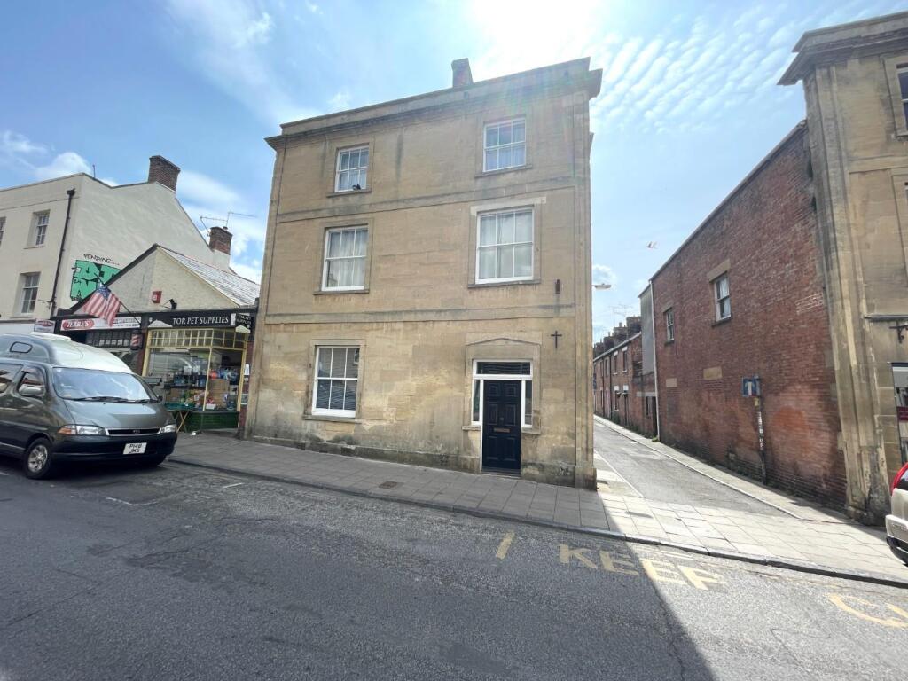 Main image of property: High Street, Glastonbury