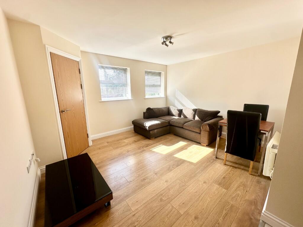 Main image of property: Wilford Road, Ruddington, Nottingham, Nottinghamshire, NG11 6BN