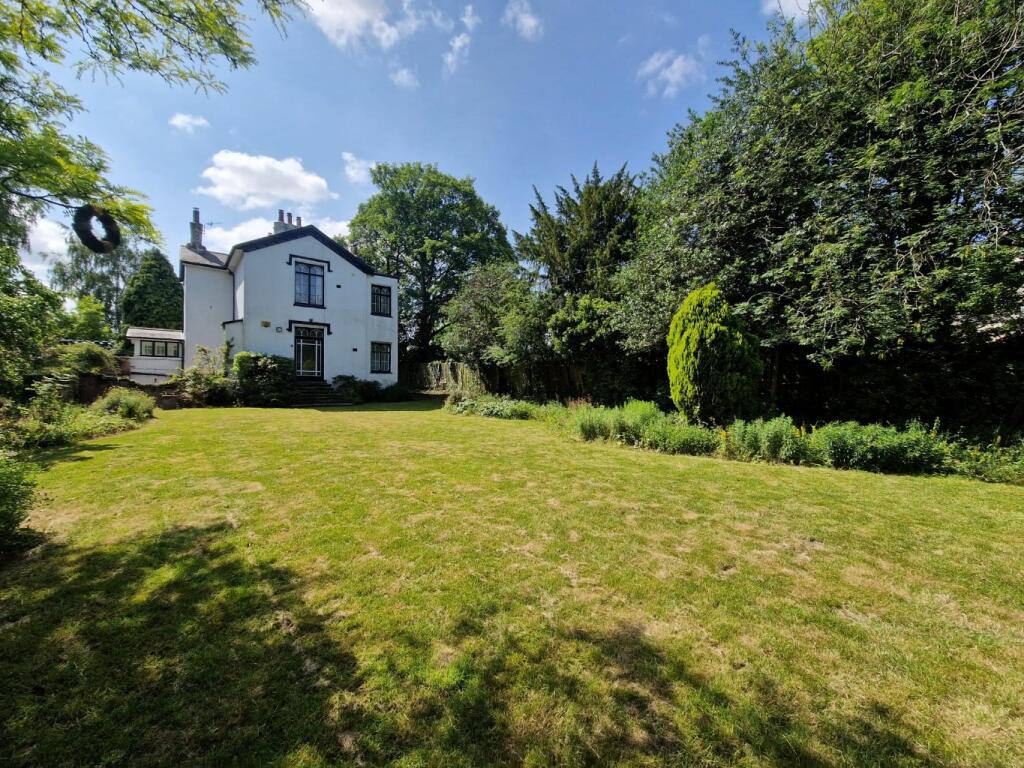 Main image of property: Waverley Street, Nottingham, Nottinghamshire, NG7 4DY