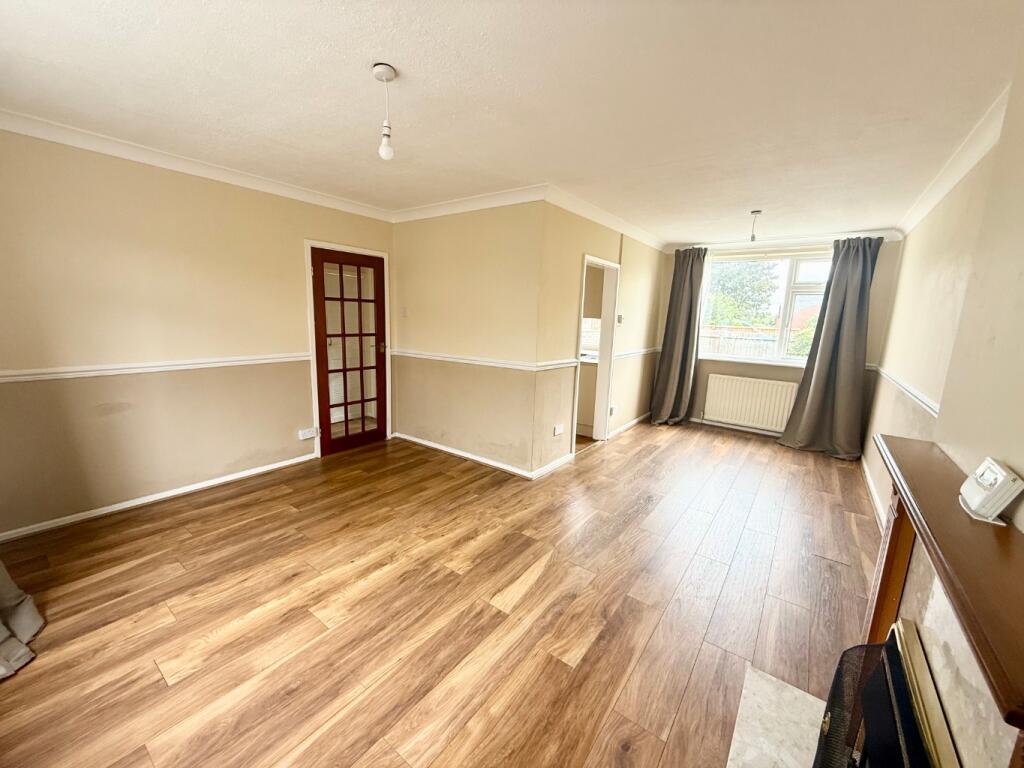 Main image of property: Thorneywood Mount, Nottingham, Nottinghamshire, NG3 2PU