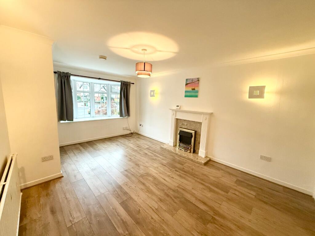 Main image of property: Redcliffe Road, Nottingham, Nottinghamshire, NG3 5BW