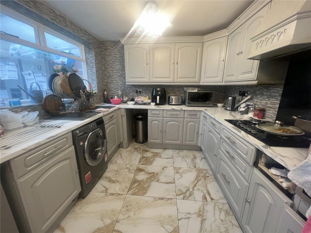 Additional property image - Hembs Crescent, Birmingham, West Midlands, B43