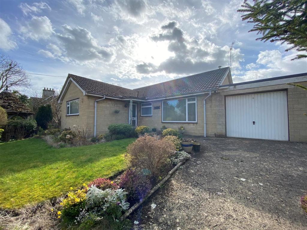 Bungalow for sale in Compton Road, Hilmarton, Calne, SN11